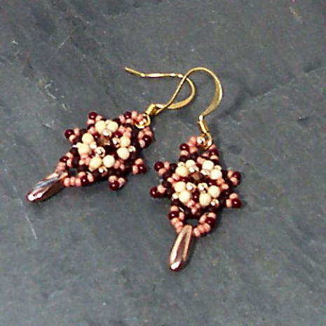 Diamond Diva Peanut Bead Earring tutorial