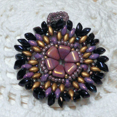 Beading tutorial Fanshaw Pendant Purple