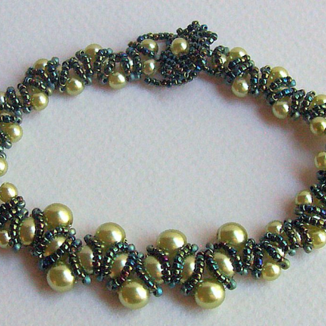 Beading tutorial Pearl Perfection Green Bracelet